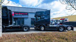 20260329-Tom-Holding-00351